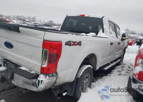2019 Ford F-250 Xl z USA, uszkodzony, nr VIN 1FT7W2BT3KED53595